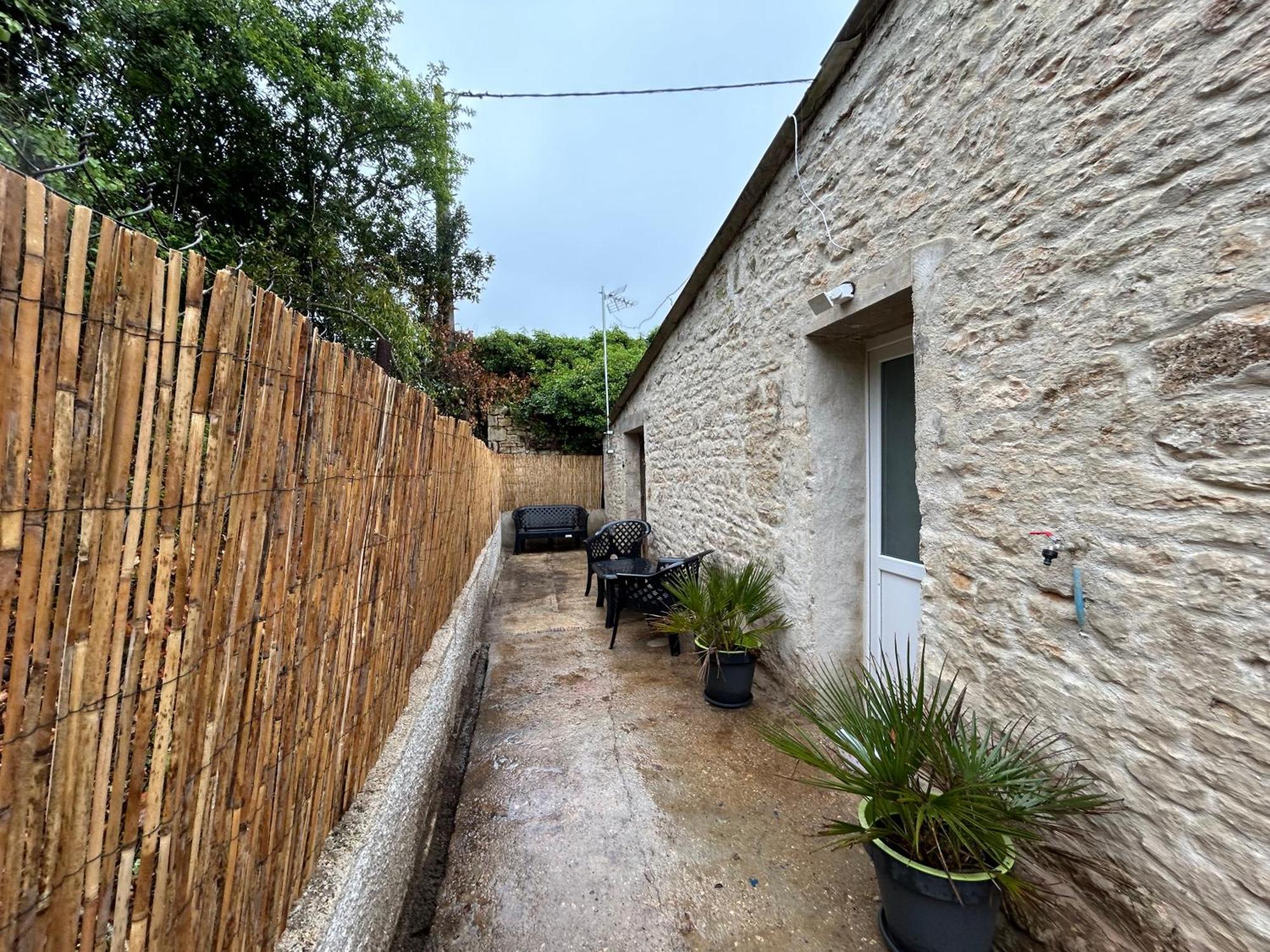 Studio Nanteuil-en-Vallée Εξωτερικό φωτογραφία